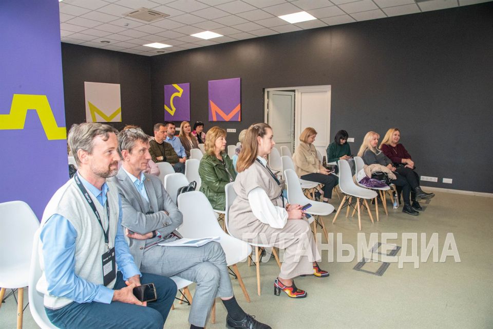 В Луганске прошел семинар для бизнесменов и бухгалтеров В Луганске прошел семинар для бизнесменов и бухгалтеров