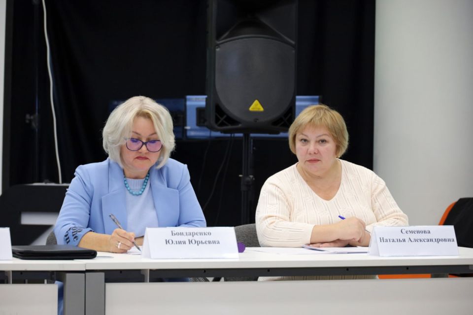 В профильном комитете обсудили проблемные вопросы в сфере молодежной политики В профильном комитете обсудили проблемные вопросы в сфере молодежной политики