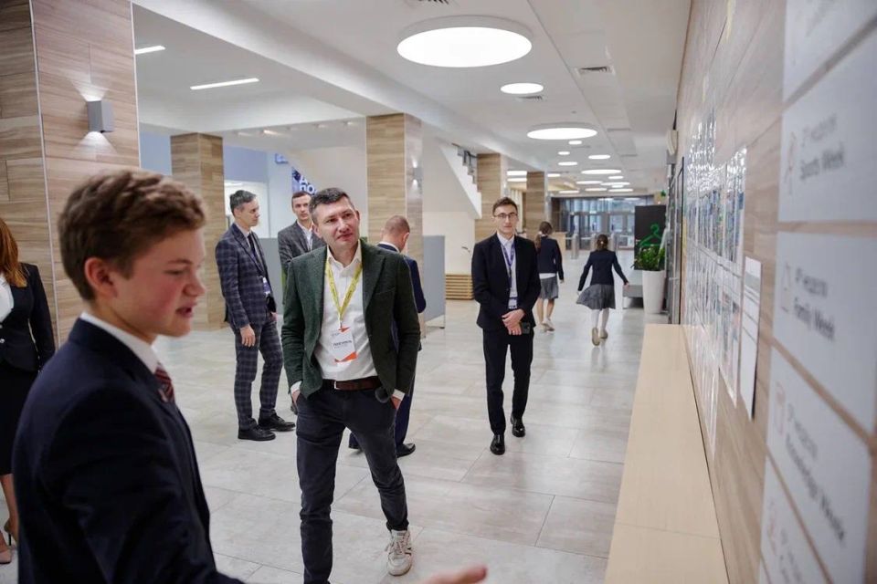 Стартовал второй поток программы развития управленческого кадрового резерва системы образования РФ от Центра знаний «Машук» Стартовал второй поток программы развития управленческого кадрового резерва системы образования РФ от Центра знаний «Машук»