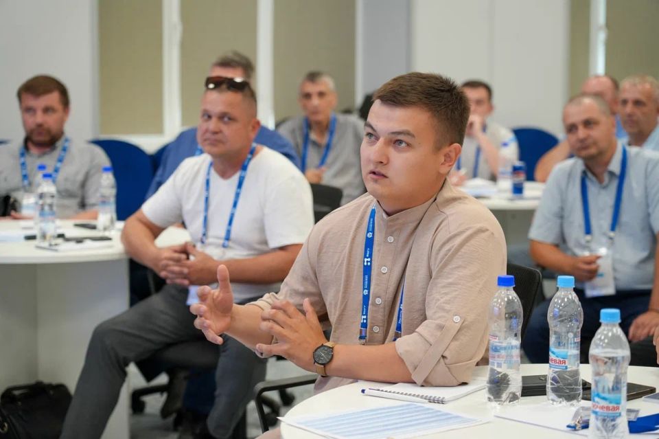 Леонид Пасечник: Работа с молодежью — это стратегическая инвестиция в будущее региона