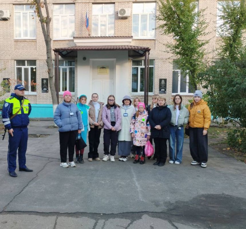 В Северодонецке сотрудники Госавтоинспекции и «Родительский патруль» продолжают цикл совместных мероприятий по обеспечению детской безопасности на дороге