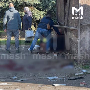 Житель Луганска пнул блютус-колонку, из которой играл "Океан Эльзы", — мужчине оторвало ногу, гаджет был заминирован