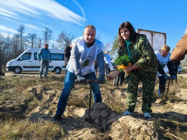 Еще больше фото акции "Сохраним лес"