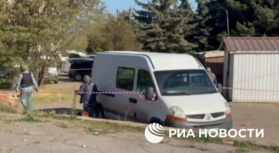 Взрыв произошёл в Луганске — два человека пострадали