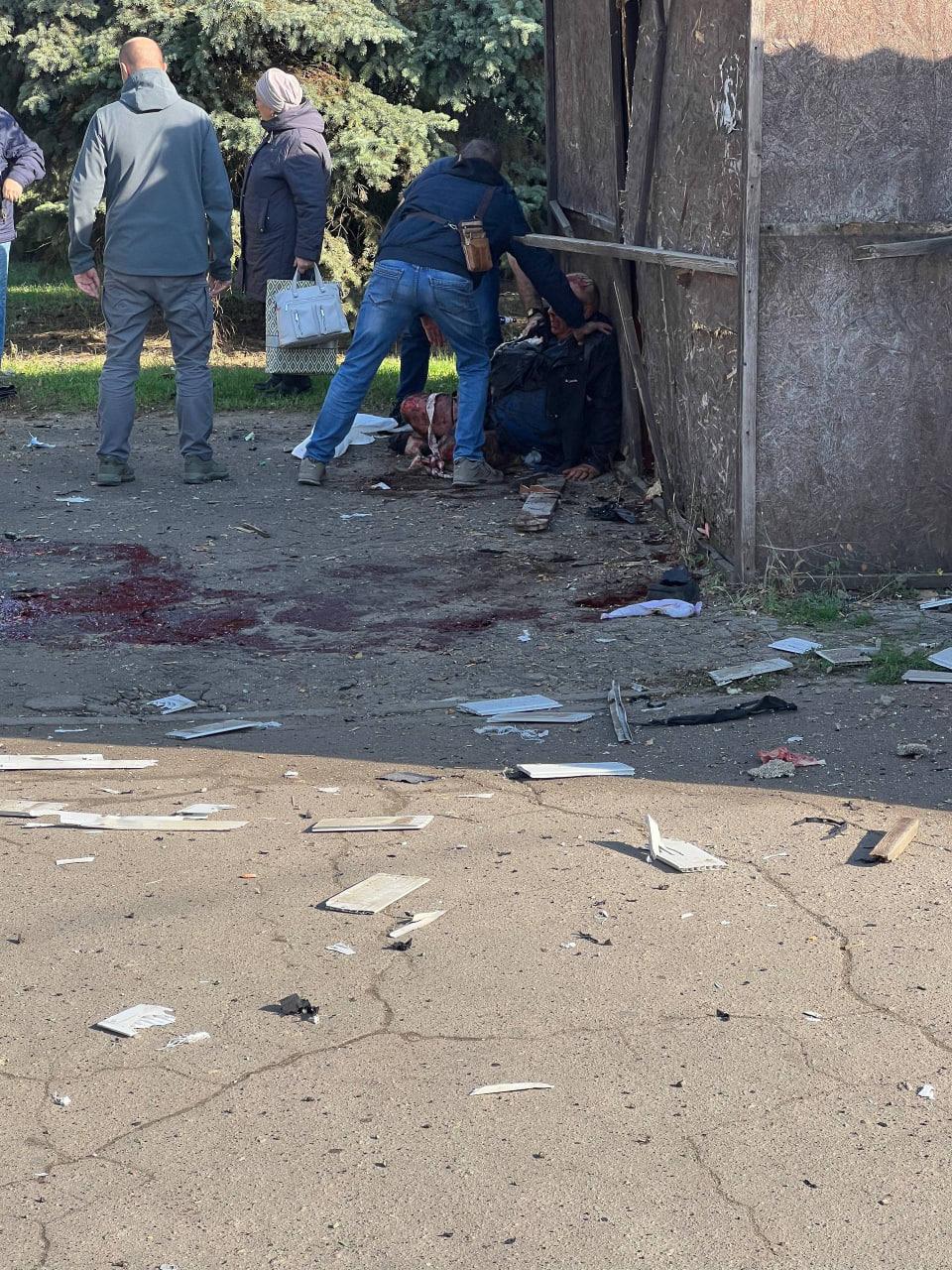 В Луганске произошел взрыв, пострадали два человека В Луганске произошел взрыв, пострадали два человека