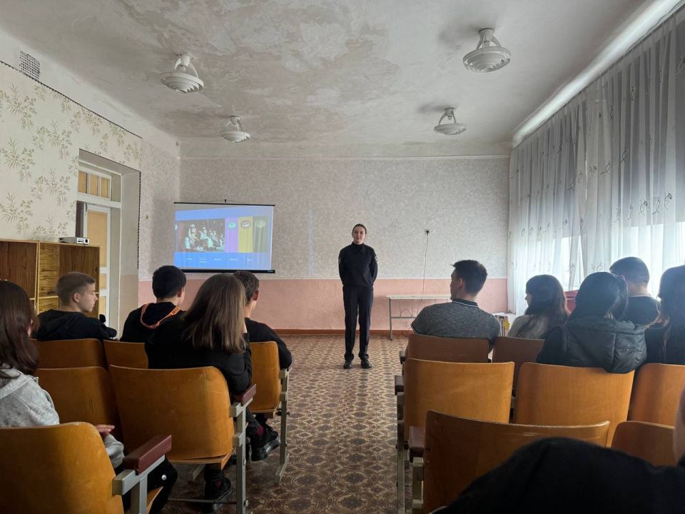 Сотрудники ОГИБДД ОМВД России «Краснодонский» провели профилактическую лекции Сотрудники ОГИБДД ОМВД России «Краснодонский» провели профилактическую лекции