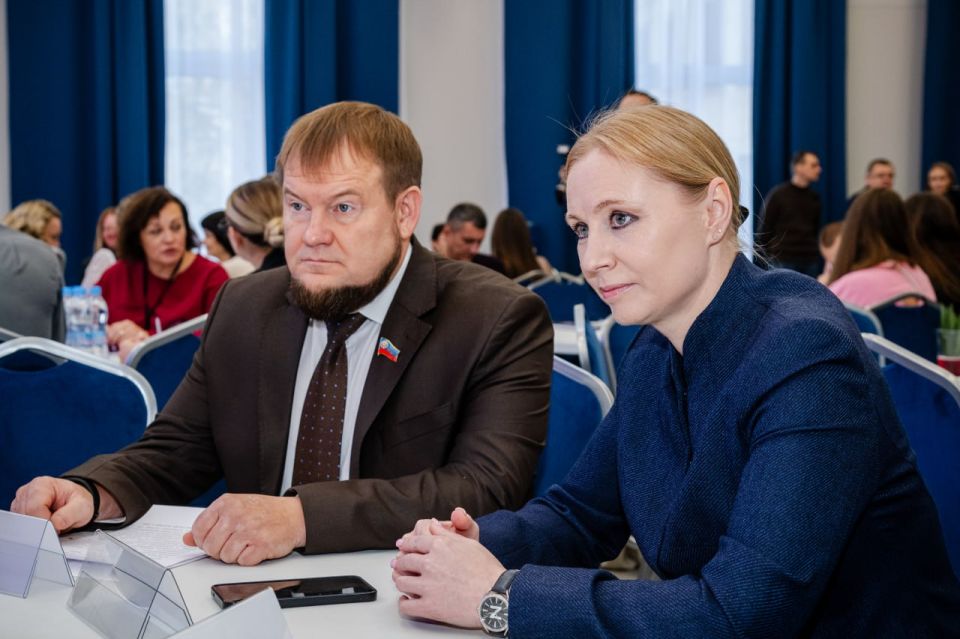 В Луганске прошел слет социальных предпринимателей новых субъектов России В Луганске прошел слет социальных предпринимателей новых субъектов России