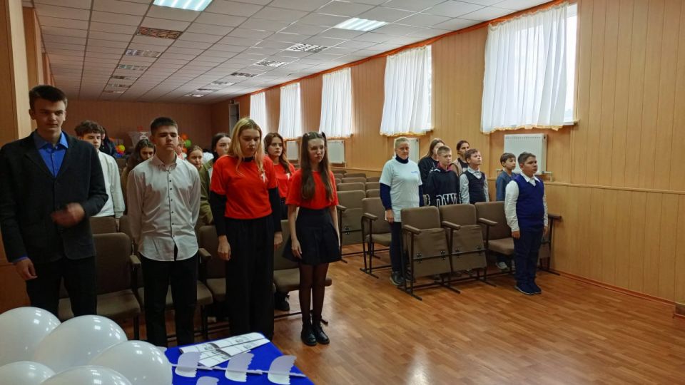 В рамках проекта «Историческая память» партии «Единая Россия» активисты первичного отделения №8 совместно с творческими работниками сельского клуба и библиотеки провели литературный час, посвященный Дню памяти белых журавлей... В рамках проекта «Историческая память» партии «Единая Россия» активисты первичного отделения №8 совместно с творческими работниками сельского клуба и библиотеки провели литературный час, посвященный Дню памяти белых журавлей...