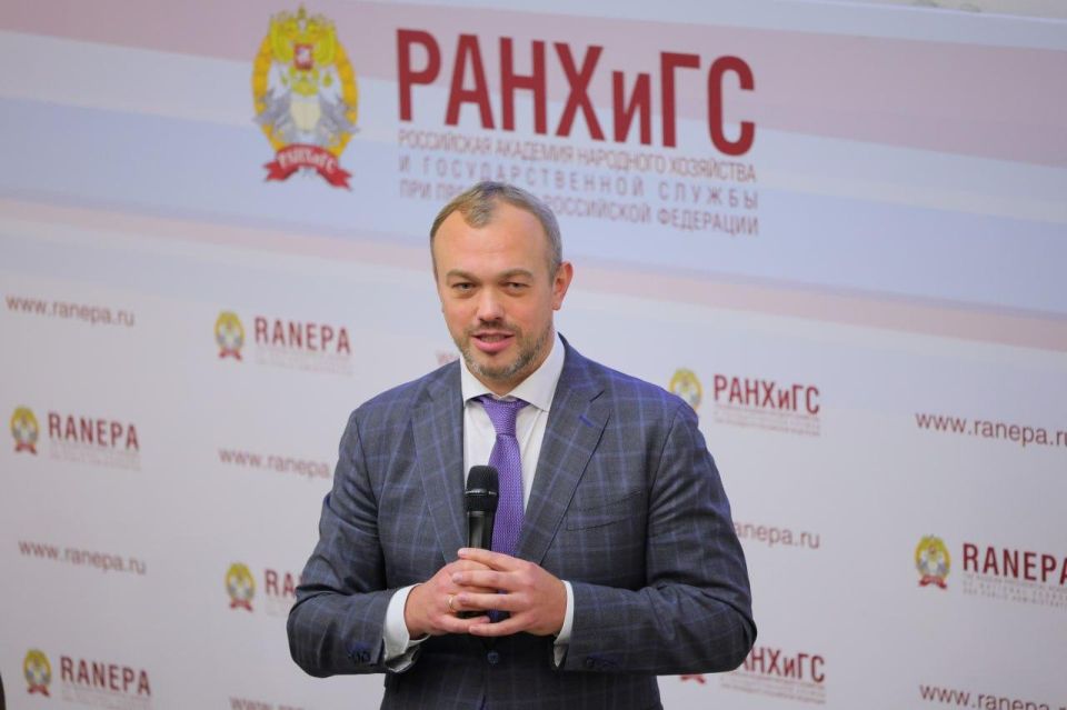 ВАРМСУ запускает уникальный проект «Муниципальный наставник» ВАРМСУ запускает уникальный проект «Муниципальный наставник»