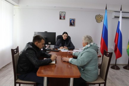 Сегодня, 24 октября 2025 года, врип Главы Новопсковского муниципального округа Юлия Кожухарь провела личный прием граждан в Администрации