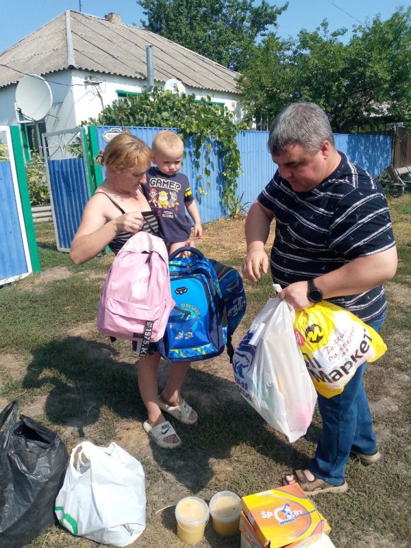 Два секретаря первичек из ЛНР стали одними из лучших на всероссийском конкурсе «Единой России» Два секретаря первичек из ЛНР стали одними из лучших на всероссийском конкурсе «Единой России»