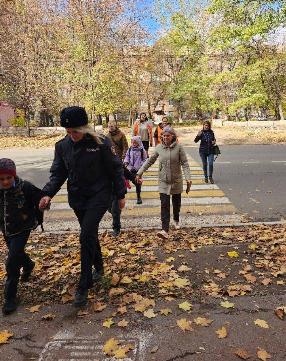 Родительский патруль и ГАИ : безопасность детей на дороге – общее дело Родительский патруль и ГАИ : безопасность детей на дороге – общее дело