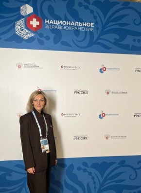 Участница кадрового проекта «Герои Луганщины» осваивает передовой опыт развития здравоохранения на Национальном конгрессе