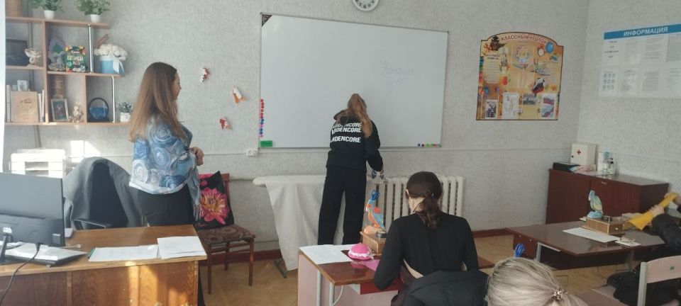 Сегодня в Ровеньковской гимназии имени писателя Н.Трублаини состоялся практический тур муниципального этапа всероссийской олимпиады школьников по технологии Сегодня в Ровеньковской гимназии имени писателя Н.Трублаини состоялся практический тур муниципального этапа всероссийской олимпиады школьников по технологии
