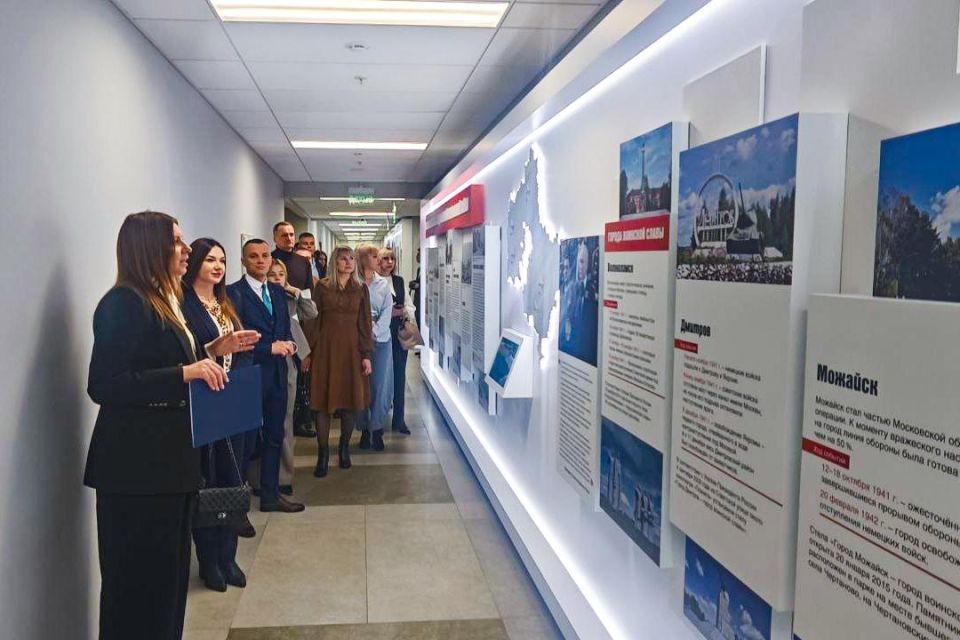 Делегация Аппарата Народного Совета ЛНР с рабочим визитом посетила Московскую областную Думу Делегация Аппарата Народного Совета ЛНР с рабочим визитом посетила Московскую областную Думу