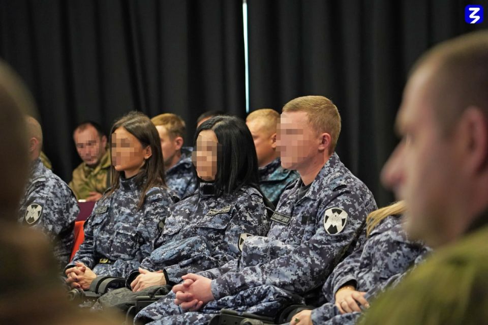 Подразделения территориального Управления Росгвардии по ЛНР приняли участие в информативном мероприятии «Ложные новости: как не стать жертвой манипуляции» Подразделения территориального Управления Росгвардии по ЛНР приняли участие в информативном мероприятии «Ложные новости: как не стать жертвой манипуляции»