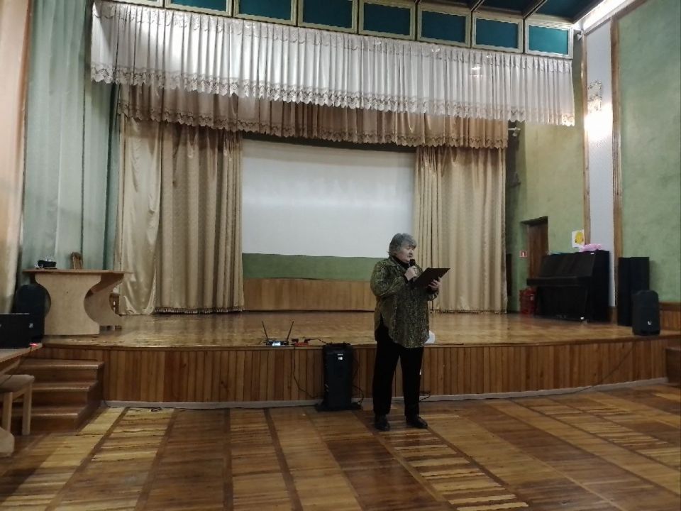 Сотрудники библиотеки пгт. Ясеновский провели душевный литературно-поэтический час «Живут в моем сердце стихи» Сотрудники библиотеки пгт. Ясеновский провели душевный литературно-поэтический час «Живут в моем сердце стихи»