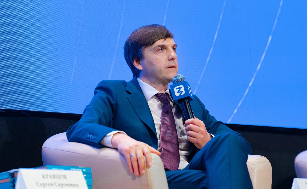 Делегация ЛНР находится на Всероссийском форуме учителей истории и обществознания Делегация ЛНР находится на Всероссийском форуме учителей истории и обществознания
