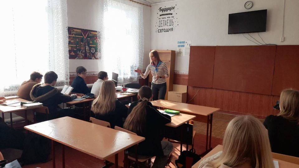 В Ровеньках познакомились с профессией водителя! В Ровеньках познакомились с профессией водителя!