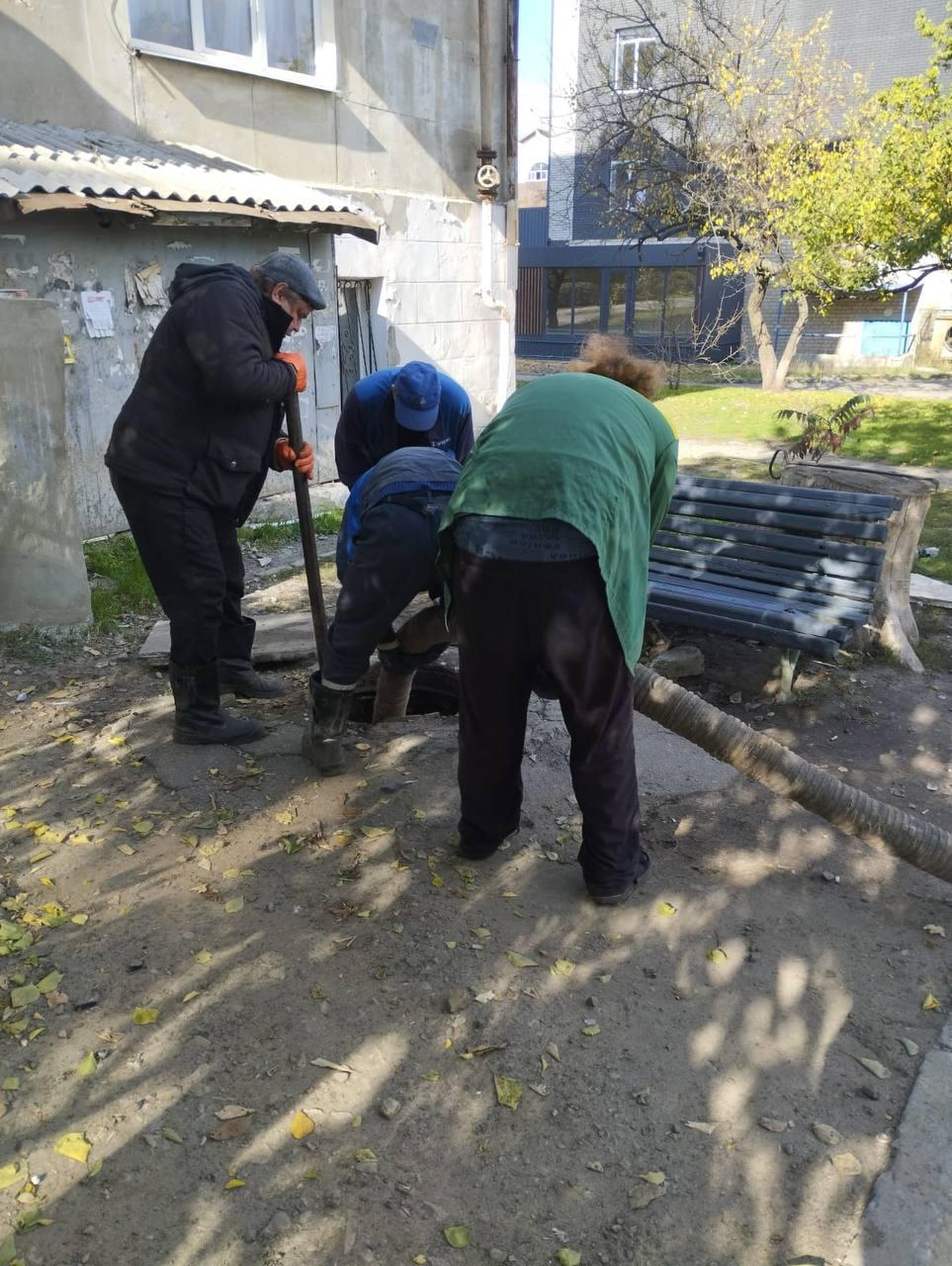 Сотрудники ульяновского горводоканала восстановили работу канализации в Лутугино и Фабричном Сотрудники ульяновского горводоканала восстановили работу канализации в Лутугино и Фабричном