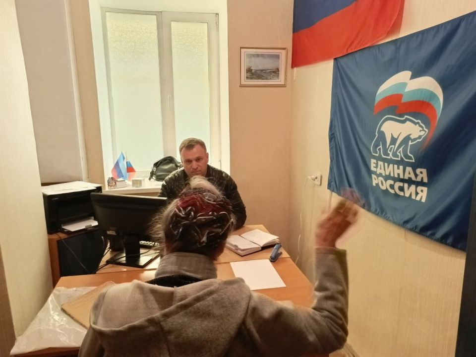 Депутаты Совета городского округа муниципальное образование городской округ город Лисичанск Луганской Народной Республики продолжают приемы граждан Депутаты Совета городского округа муниципальное образование городской округ город Лисичанск Луганской Народной Республики продолжают приемы граждан