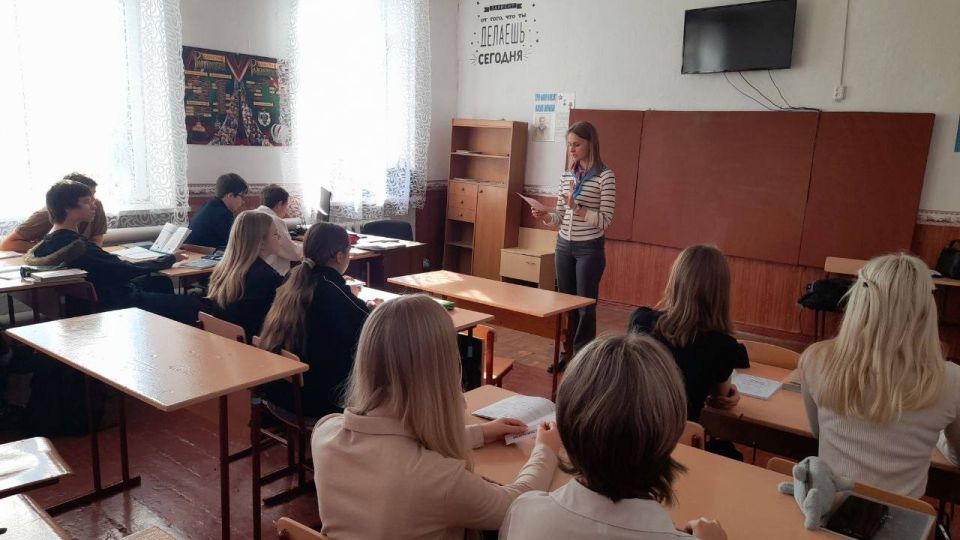 В Ровеньках познакомились с профессией водителя! В Ровеньках познакомились с профессией водителя!