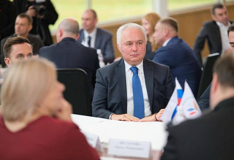 Дан старт III Всероссийской муниципальной премии «Служение» Дан старт III Всероссийской муниципальной премии «Служение»