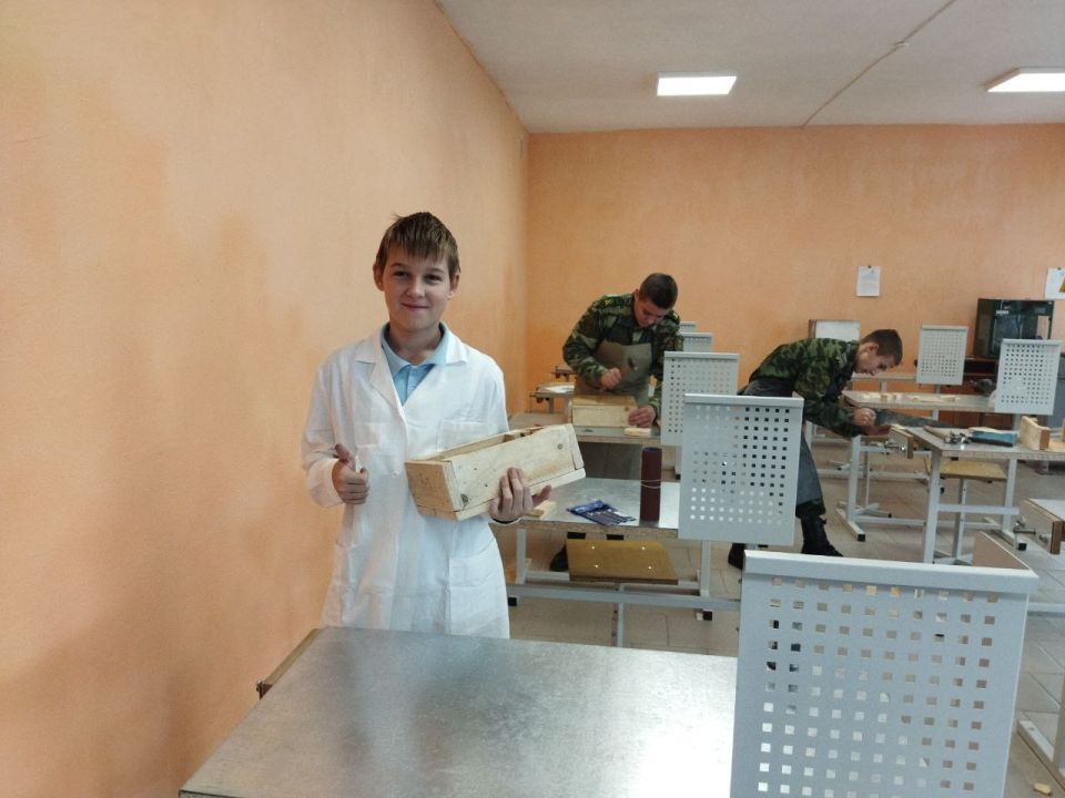24 октября на базе ГБОУ ЛНР "Старобельская СШ №4" прошёл практический тур Всероссийской олимпиады школьников по трудам (технологиям) для учеников 7-11 классов 24 октября на базе ГБОУ ЛНР "Старобельская СШ №4" прошёл практический тур Всероссийской олимпиады школьников по трудам (технологиям) для учеников 7-11 классов