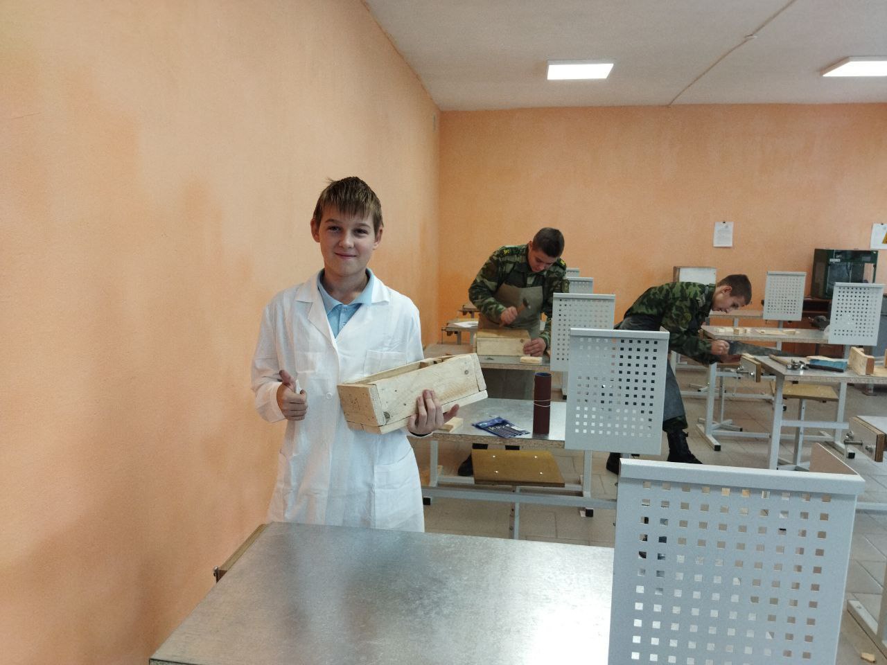 24 октября на базе ГБОУ ЛНР "Старобельская СШ №4" прошёл практический тур Всероссийской олимпиады школьников по трудам (технологиям) для учеников 7-11 классов 24 октября на базе ГБОУ ЛНР "Старобельская СШ №4" прошёл практический тур Всероссийской олимпиады школьников по трудам (технологиям) для учеников 7-11 классов