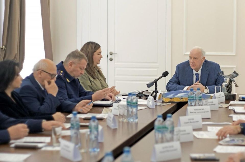 Глава СК России провел в Санкт-Петербурге расширенное заседание организационного комитета Всероссийской акции памяти «Дни белых журавлей» Глава СК России провел в Санкт-Петербурге расширенное заседание организационного комитета Всероссийской акции памяти «Дни белых журавлей»