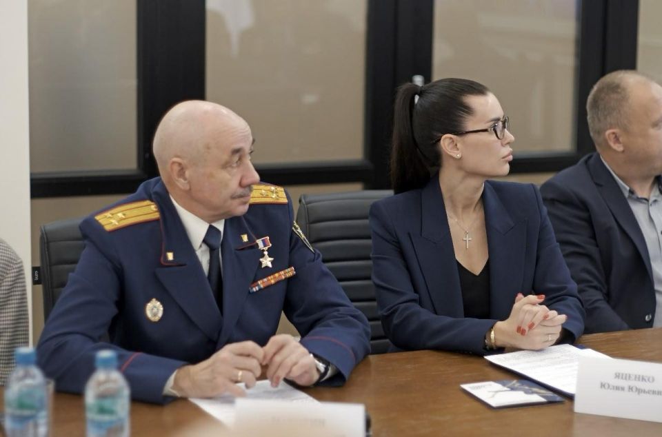 Глава СК России провел в Санкт-Петербурге расширенное заседание организационного комитета Всероссийской акции памяти «Дни белых журавлей» Глава СК России провел в Санкт-Петербурге расширенное заседание организационного комитета Всероссийской акции памяти «Дни белых журавлей»