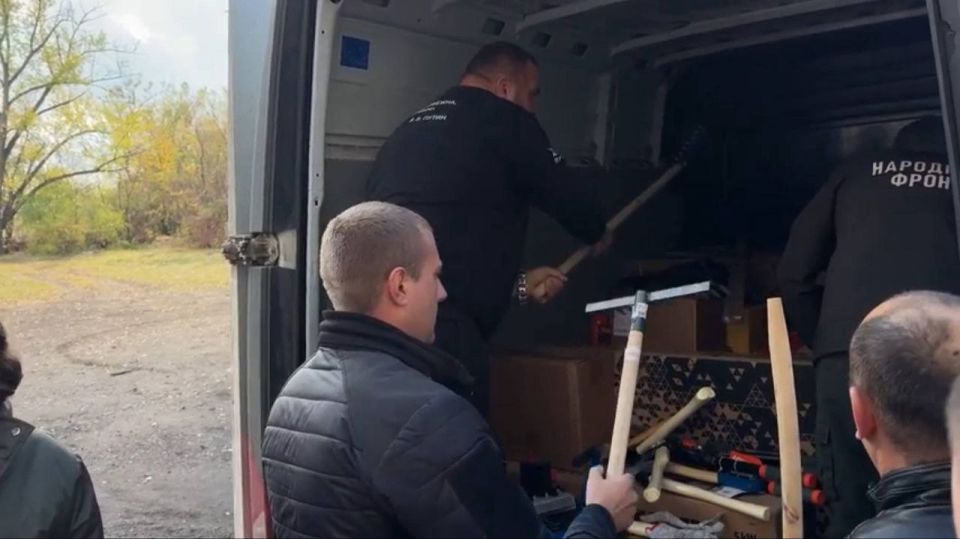 Сергей Колягин: Благотворительный фонд «Народный Фронт» продолжает свою активную работу по поддержке населенных пунктов нашего городского округа Сергей Колягин: Благотворительный фонд «Народный Фронт» продолжает свою активную работу по поддержке населенных пунктов нашего городского округа
