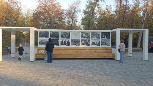В Антрацитовском муниципальном округе состоялось знаковое событие, в парке имени Победы начала работу уличная выставка «Театральная площадь», созданная Музеем обороны Севастополя при поддержке Министерства культуры...