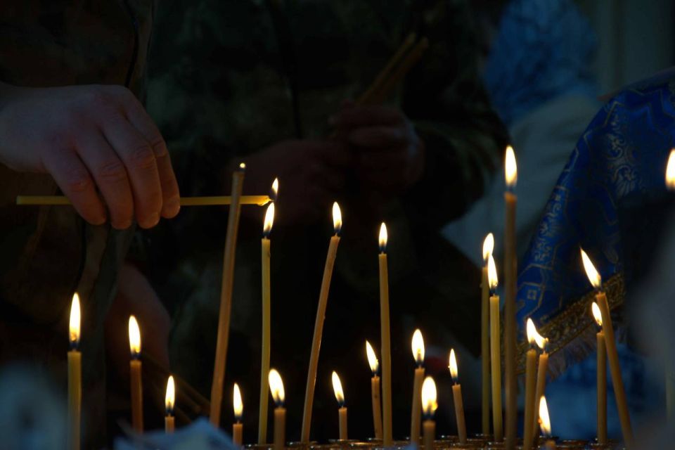 К росгвардейцам с пастырским словом обратился настоятель храма в ЛНР К росгвардейцам с пастырским словом обратился настоятель храма в ЛНР