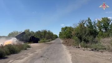 Расчеты РСЗО «Град» группировки войск «Центр» нанесли групповой удар по живой силе формирований ВСУ на Красноармейском направлении