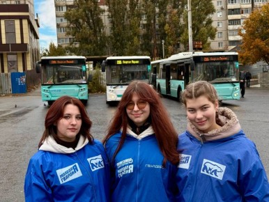 В день работника автомобильного и городского транспорта: особое внимание героям дорог