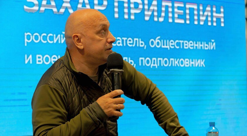 Снимать фильмы о спецоперации и осмысливать происходящее в Донбассе и Новороссии с исторической точки зрения нужно уже сейчас. Об этом заявил писатель Захар Прилепин в беседе с корреспондентом ЛИЦ