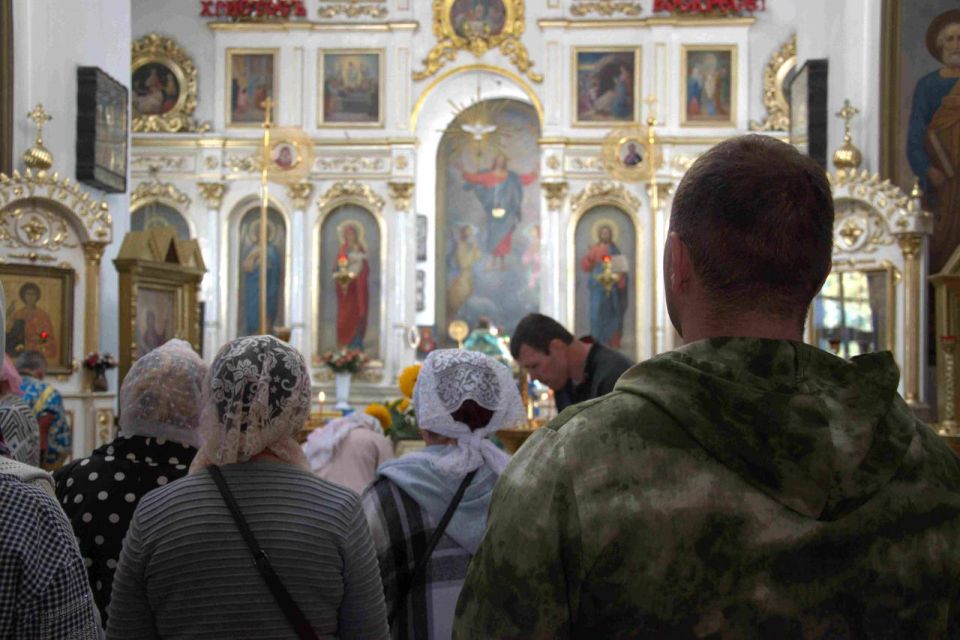 К росгвардейцам с пастырским словом обратился настоятель храма в ЛНР К росгвардейцам с пастырским словом обратился настоятель храма в ЛНР