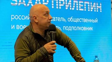 Снимать фильмы о спецоперации и осмысливать происходящее в Донбассе и Новороссии с исторической точки зрения нужно уже сейчас. Об этом заявил писатель Захар Прилепин в беседе с корреспондентом ЛИЦ