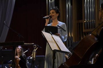 Музыка света и единства: В Луганской филармонии состоялась премьера программы «К Свету»
