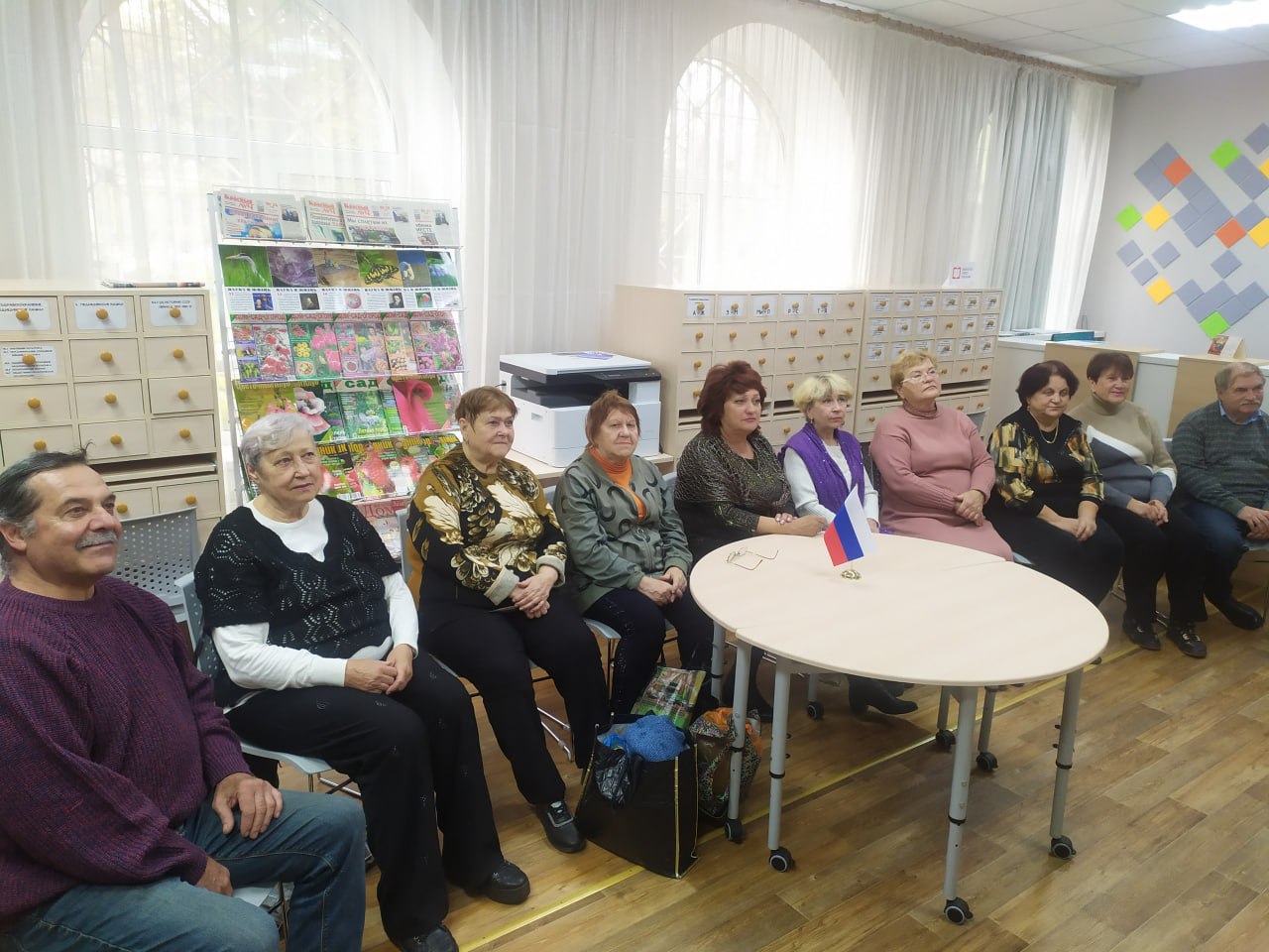 НЕ ЖАЛЕЮ, НЕ ЗОВУ…. 25 октября 2025 года в Муниципальном бюджетном учреждении «Краснолучская центральная городская библиотека им. Н.К. Крупской» для членов клуба «Вдохновение» состоялся вечер-портрет «Не жалею, не зову…»... НЕ ЖАЛЕЮ, НЕ ЗОВУ…. 25 октября 2025 года в Муниципальном бюджетном учреждении «Краснолучская центральная городская библиотека им. Н.К. Крупской» для членов клуба «Вдохновение» состоялся вечер-портрет «Не жалею, не зову…»...
