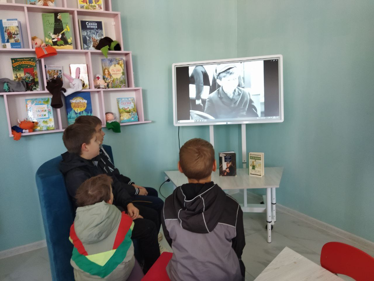 Литературный час «Рыцари и чудаки В. Железникова» Литературный час «Рыцари и чудаки В. Железникова»
