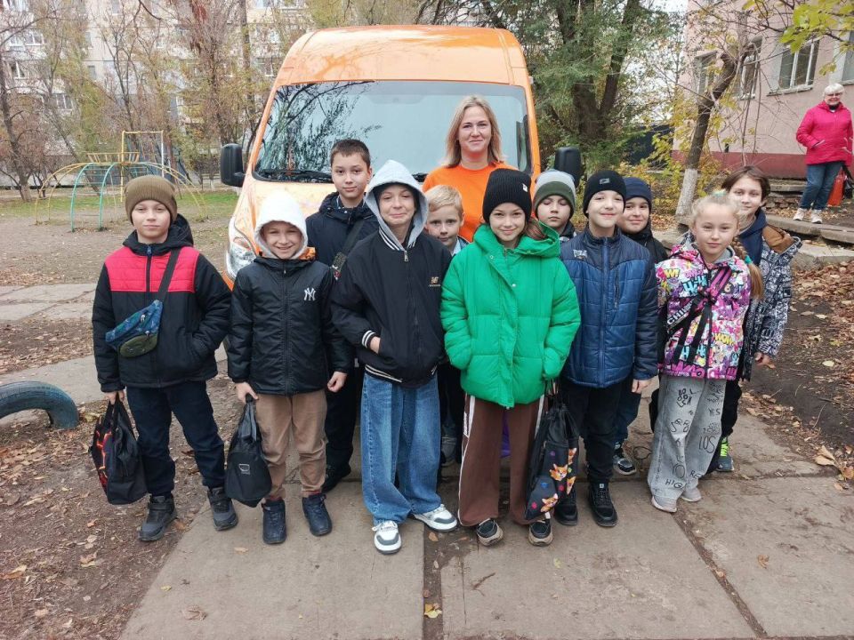 Госавтоинспекция в рамках проекта «Лаборатория безопасности» проводит занятия со школьниками Госавтоинспекция в рамках проекта «Лаборатория безопасности» проводит занятия со школьниками