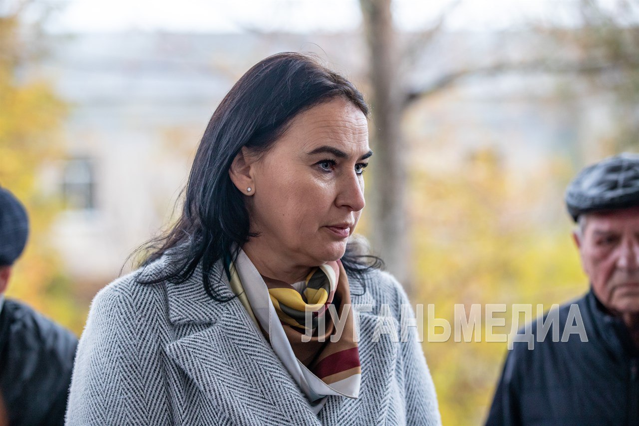 Яна Пащенко провела встречу с жителями Каменнобродского района Яна Пащенко провела встречу с жителями Каменнобродского района