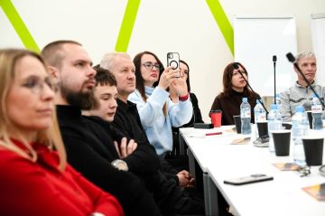 Сегодня в Луганске дан официальный старт Акселератору роста малого бизнеса