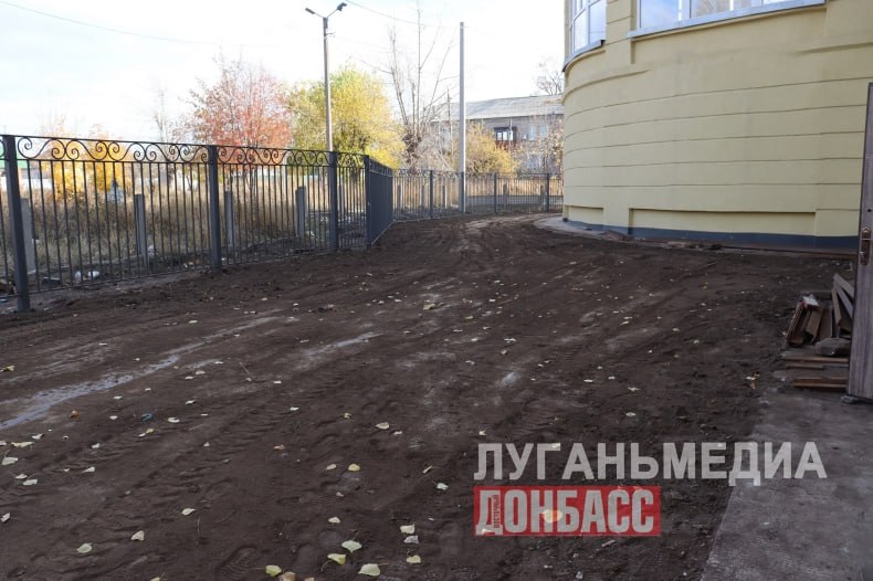 Благодаря Красноярскому краю в Червонопартизанске продолжается капитальный ремонт ДК им. Ленина Благодаря Красноярскому краю в Червонопартизанске продолжается капитальный ремонт ДК им. Ленина