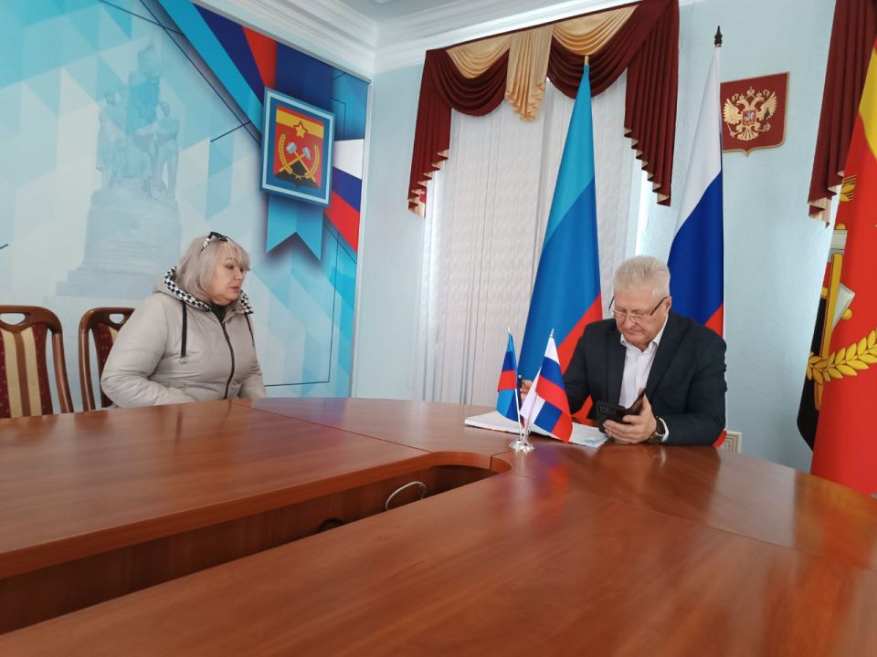 Сергей Козенко: Сегодня, в соответствии с утвержденным графиком, провел личный прием жителей Краснодонского муниципального округа Сергей Козенко: Сегодня, в соответствии с утвержденным графиком, провел личный прием жителей Краснодонского муниципального округа