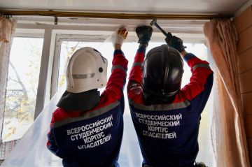 Студенты-спасатели ЛугРО ВСКС помогают в ликвидации вчерашнего обстрела БПЛА