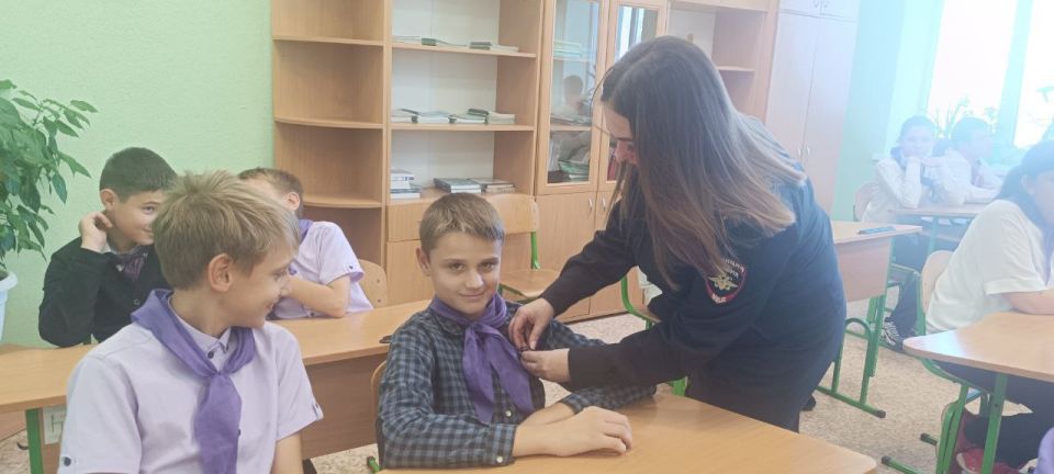 111111Беловодские стражи правопорядка провели занятие в полицейском классе 111111Беловодские стражи правопорядка провели занятие в полицейском классе