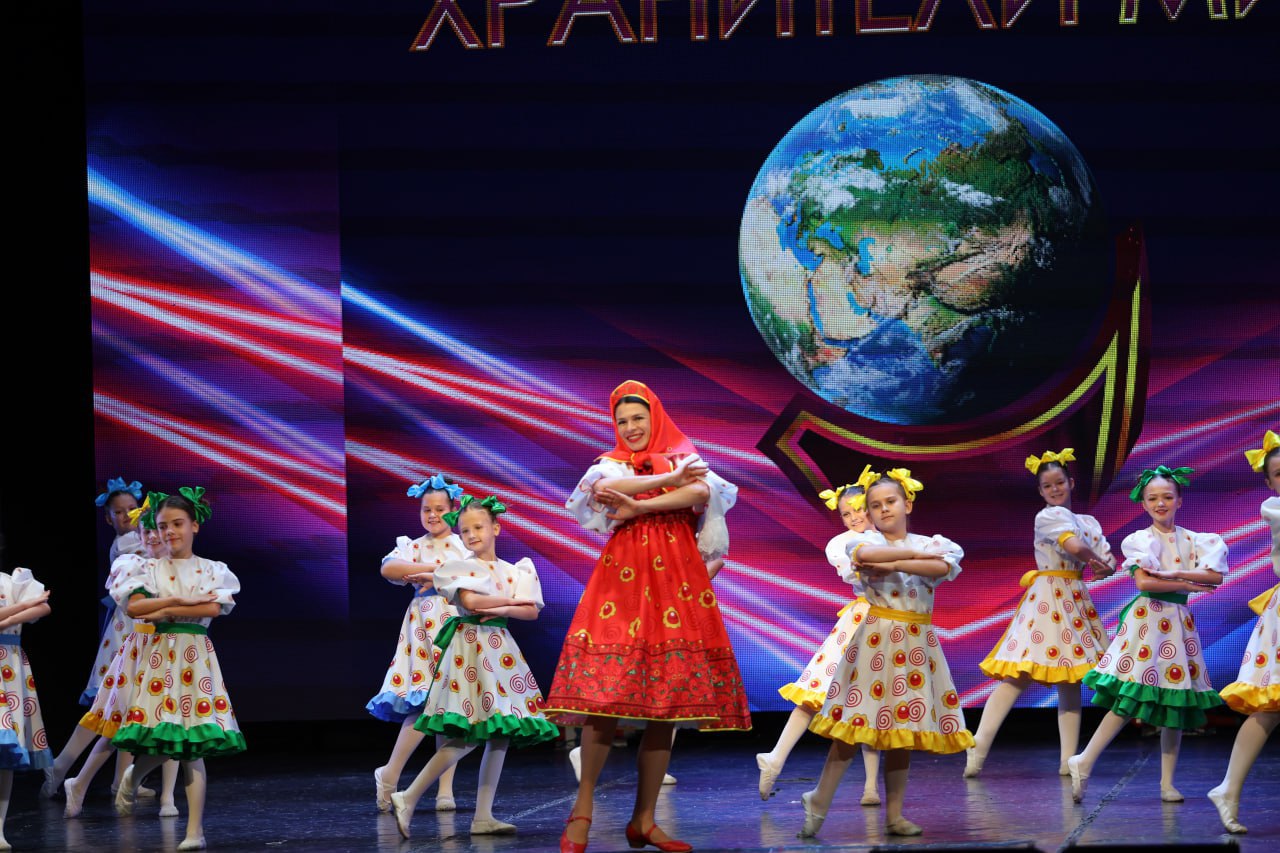 Андрей Рубанцов: Образцовый хореографический коллектив "Альянс" “Детской школы искусств № 2 г. Ровеньки” победил на Международном фестивале- конкурсе хореографического искусства "ХРАНИТЕЛИМИРА-2025" в г. Ростов-на-Дону Андрей Рубанцов: Образцовый хореографический коллектив "Альянс" “Детской школы искусств № 2 г. Ровеньки” победил на Международном фестивале- конкурсе хореографического искусства "ХРАНИТЕЛИМИРА-2025" в г. Ростов-на-Дону